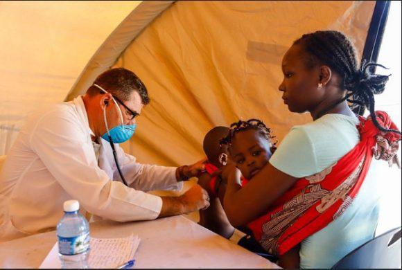 Médicos internacionalistas cubanos: esclavos solo del amor por los&nbsp;demás