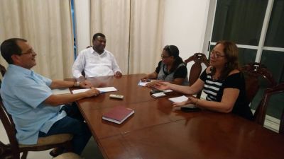 CON MINISTRO SALUD GAMBIANO