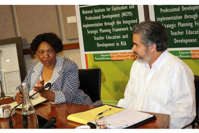 Consolidan Sudáfrica y Cuba cooperación en&nbsp;Educación
